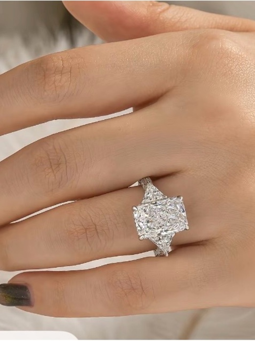 MAXINE Jewelry 5.0ct Radiant cut Engagement Ring - White Gold Plated Brass